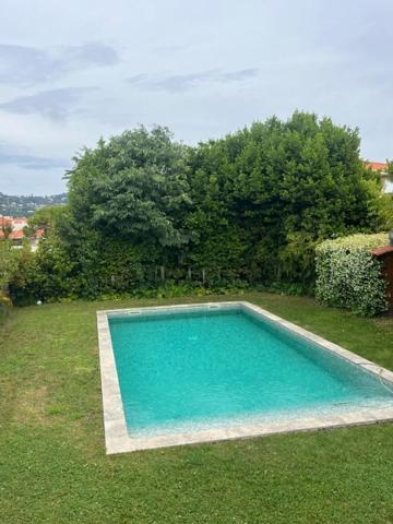 Bel Dans Maison *